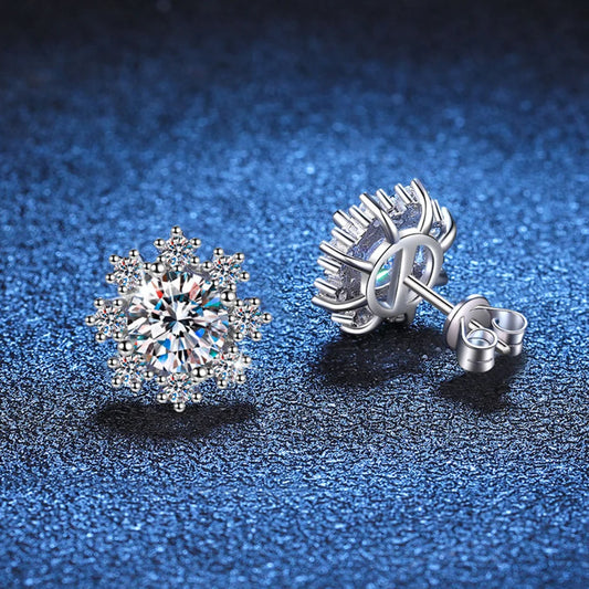 Women'S S925 Sterling Silver Romantic Snowflake D Color Moissanite Stud Earrings Simple Queuing Available Jewelry