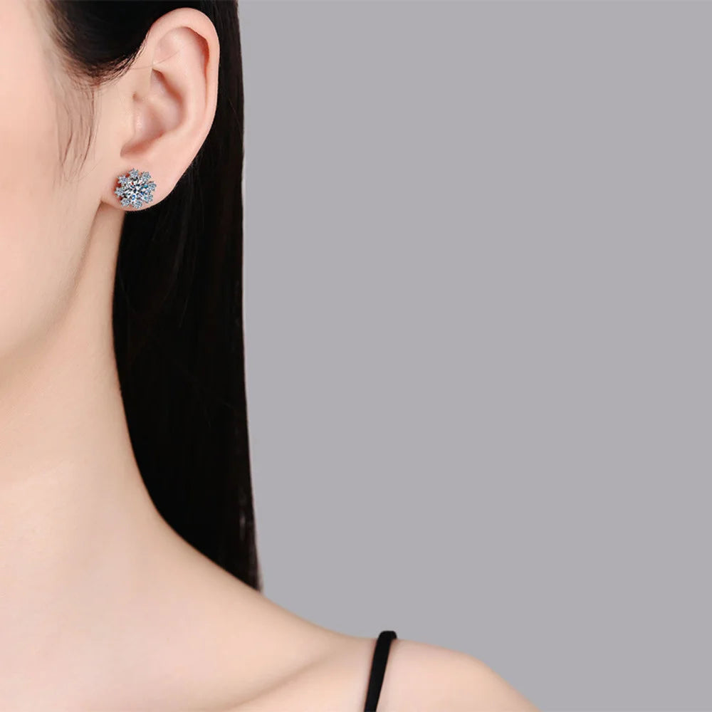 Women'S S925 Sterling Silver Romantic Snowflake D Color Moissanite Stud Earrings Simple Queuing Available Jewelry